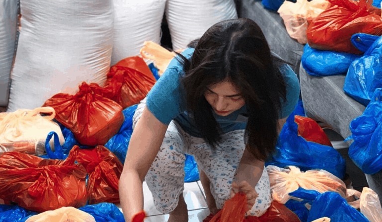 Darna in the making: Jane de Leon leads relief drive for senior citizens in Rizal