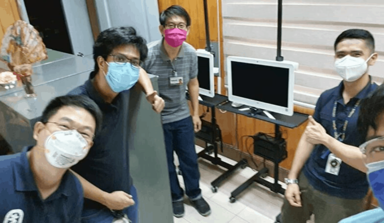 LOOK: UP finds ways for COVID-19 patients to communicate with their loved ones with ‘e-dalaw’