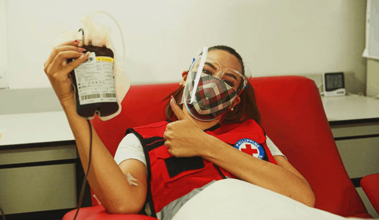 LOOK: Catriona Gray donates blood to Philippine Red Cross