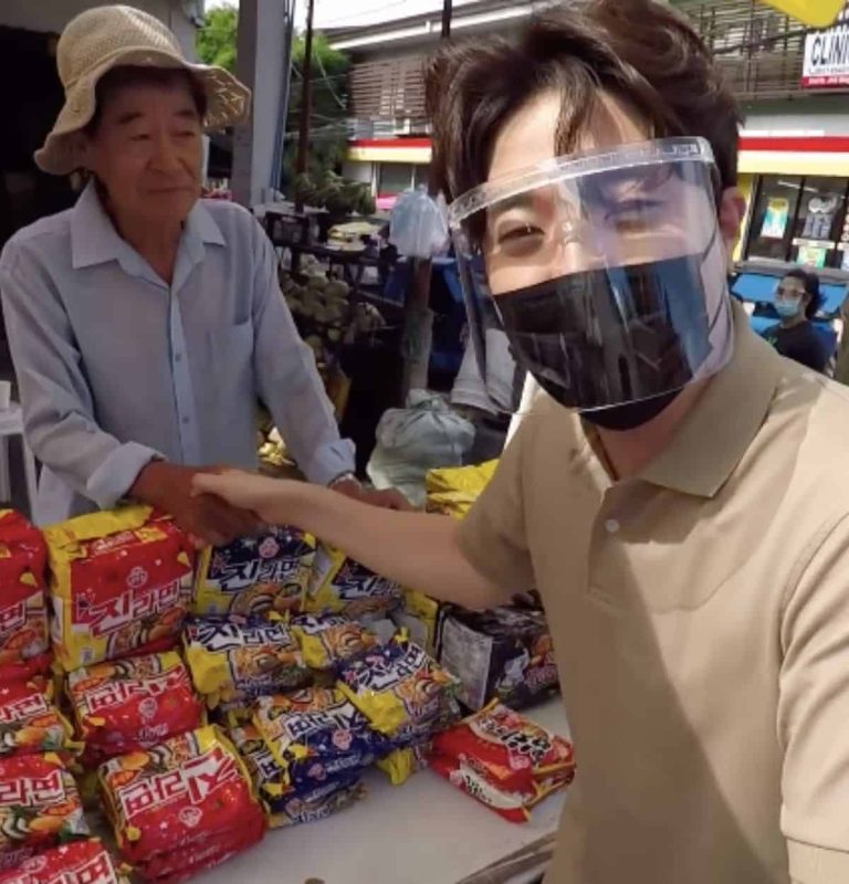 Ryan Bang helps stranded 76-year-old South Korean street vendor fly back home