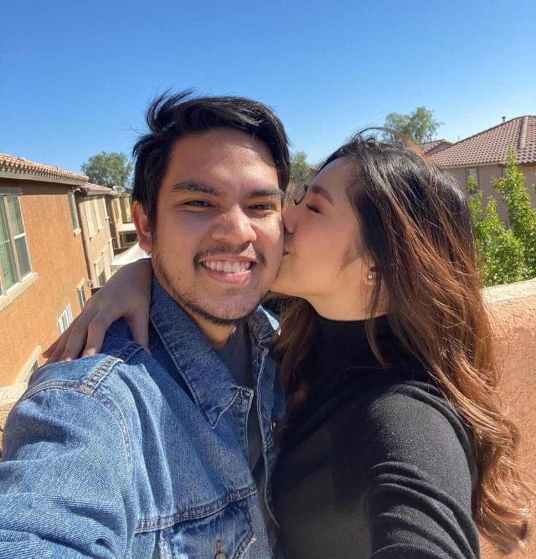 Moira Dela Torre surprises husband Jason Marvin with PS5