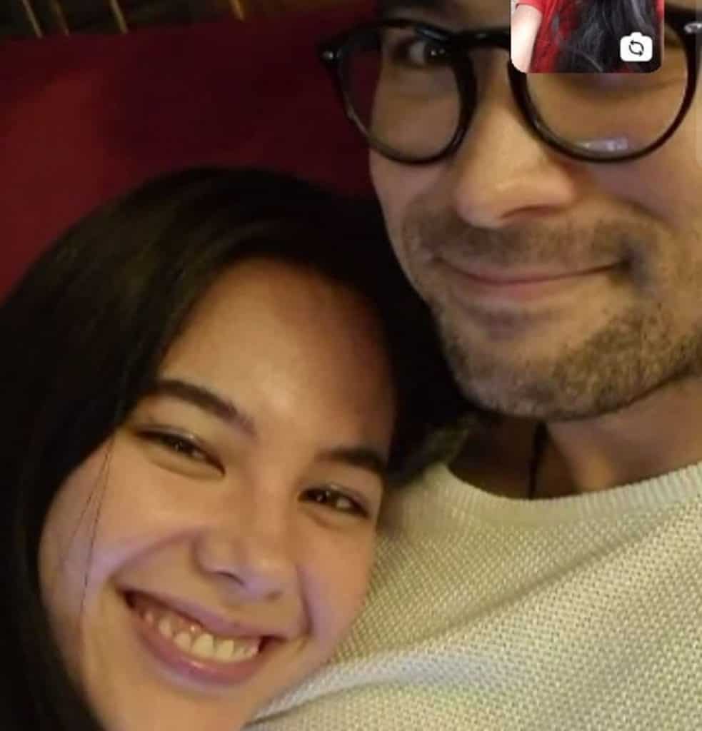 LOOK: Catriona Gray, Sam Milby all cuddled up during the holidays