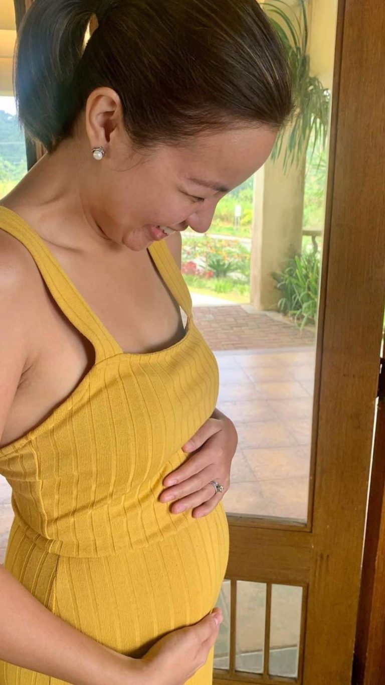 Sitti Navarro celebrates pregnancy in the face of PCOS and APAS