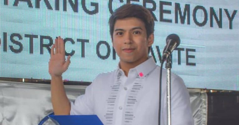 Nash Aguas takes oath to join Cavite political party
