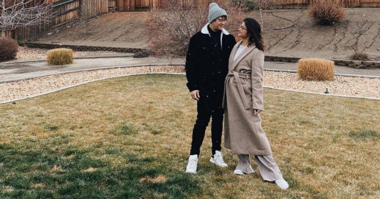Liza Soberano, Enrique Gil enjoy White Christmas abroad