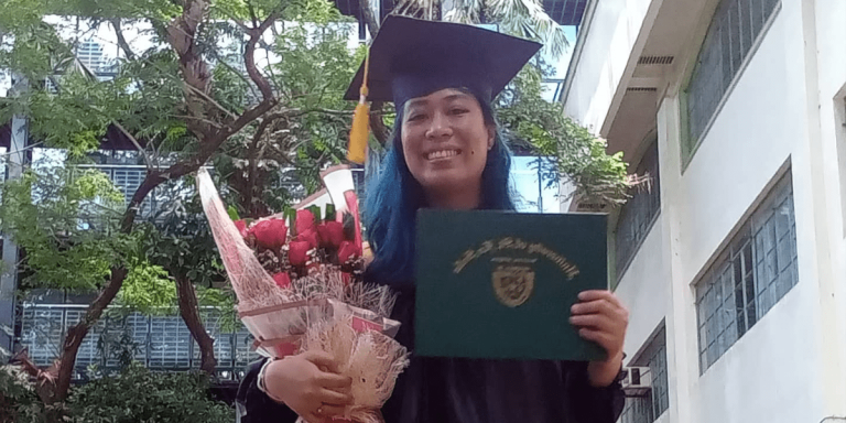 ‘Huwag susuko sa buhay’: 23-year-old woman finally finishes college degree after juggling four different jobs during academic journey