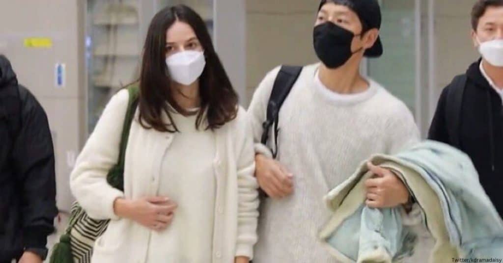 Netizens think actress Katy Louise Saunders is Song Joong-ki’s new girlfriend