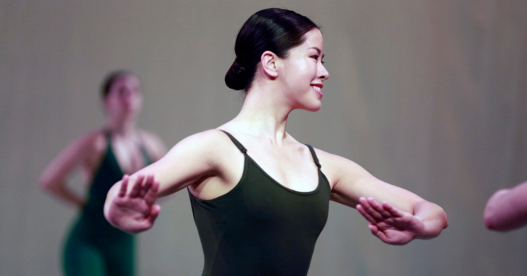 Kisses Delavin studying to become ballerina in New York
