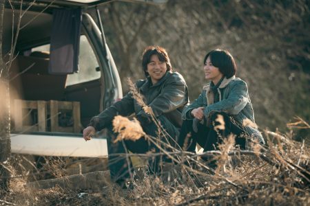 Gong Yoo and Song Hye Kyo star as childhood friends in upcoming romantic drama ‘Tantara’